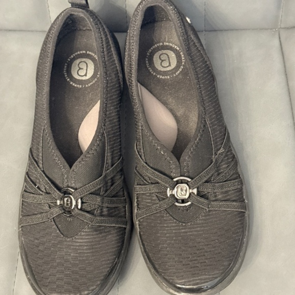 Bzees Lifestride Women's Black Slip-On Loafers Sz 7. EUC